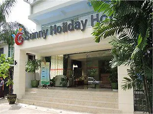 Sunny Holiday Hotel Yangon 3*,