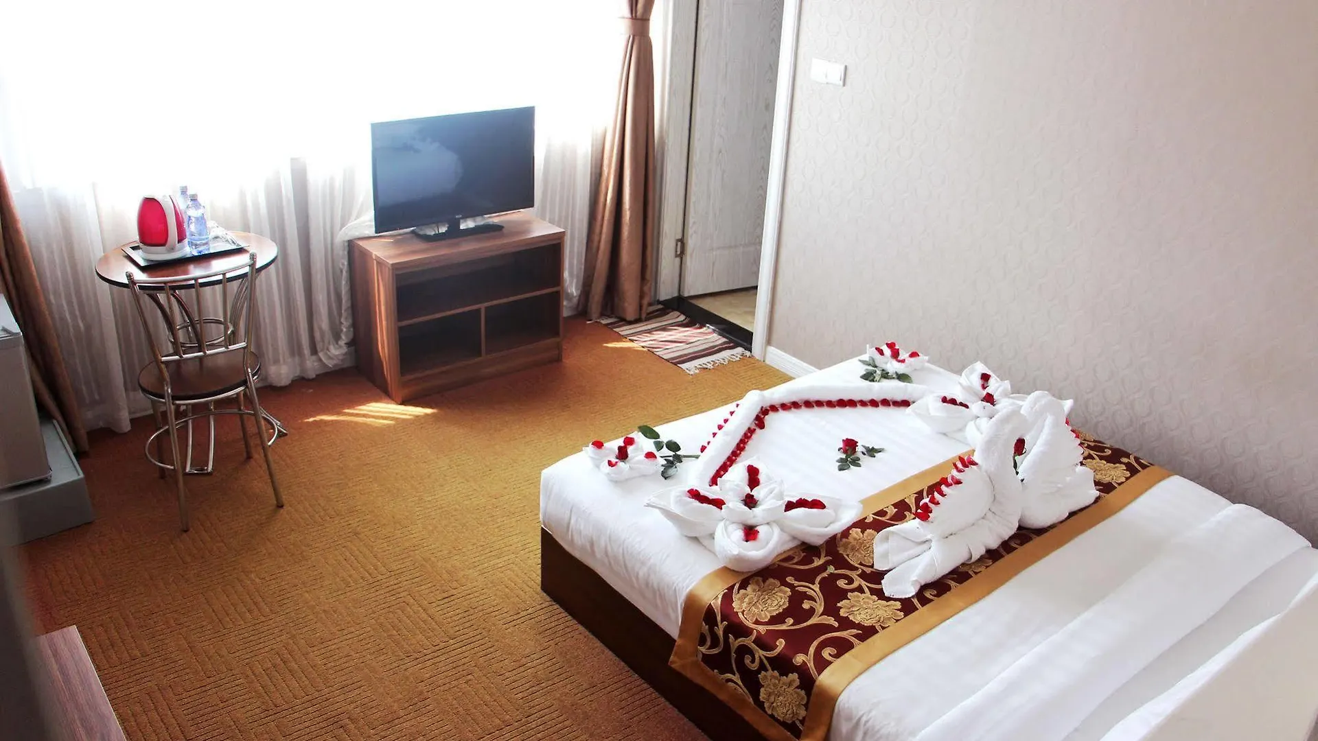 ***  Sunny Holiday Hotel Yangon Birmania